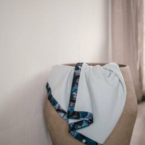 KANI - Throw with batik Trim 145x200