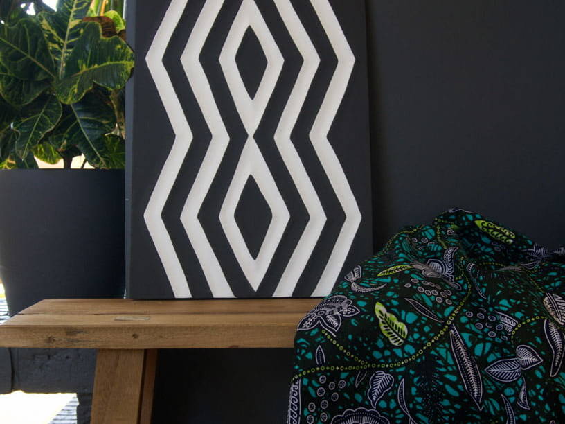 KARAKTER - Tableau Imigongo en noir et blanc 40x30 - Kahuhome