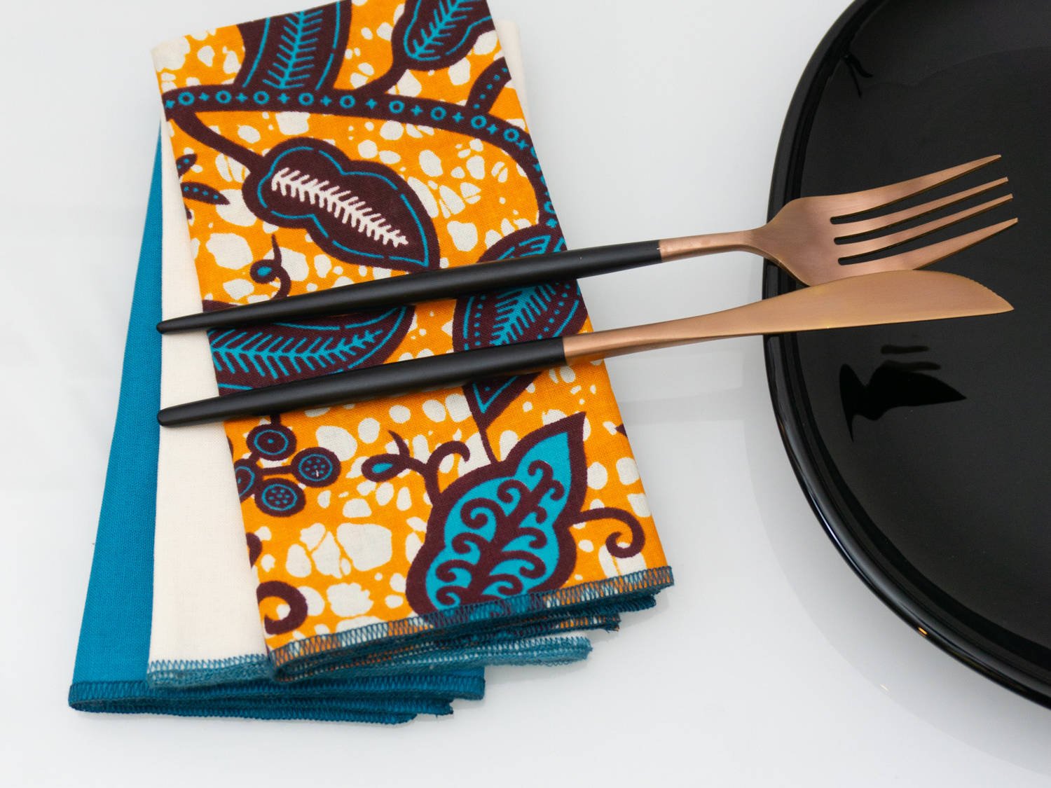 KLOE (mix de 3 coloris) - Serviettes de table en coton 38x38 - Kahuhome