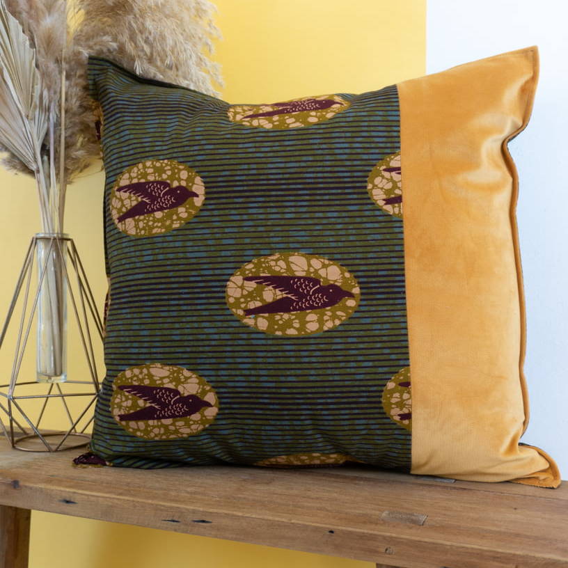 KAKI - Housse de coussin en wax et velours 50x50