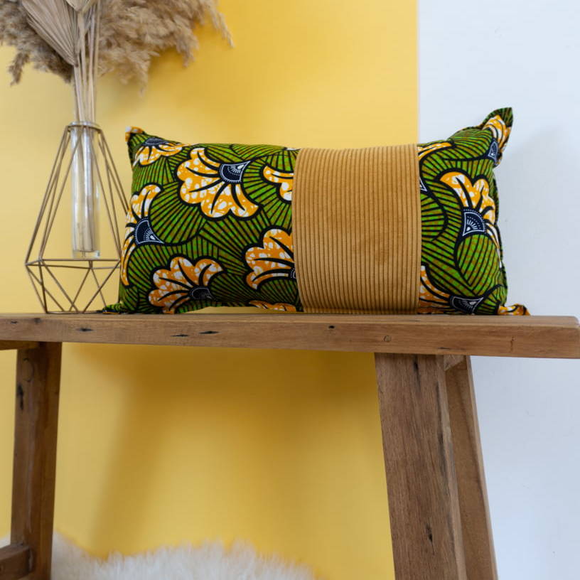 KAYA - Housse de coussin en wax et velours 50x30