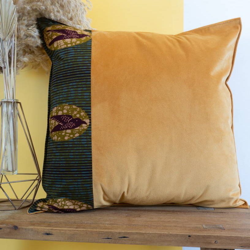 KIKA - Housse de coussin en wax et velours 50x50 - Kahuhome