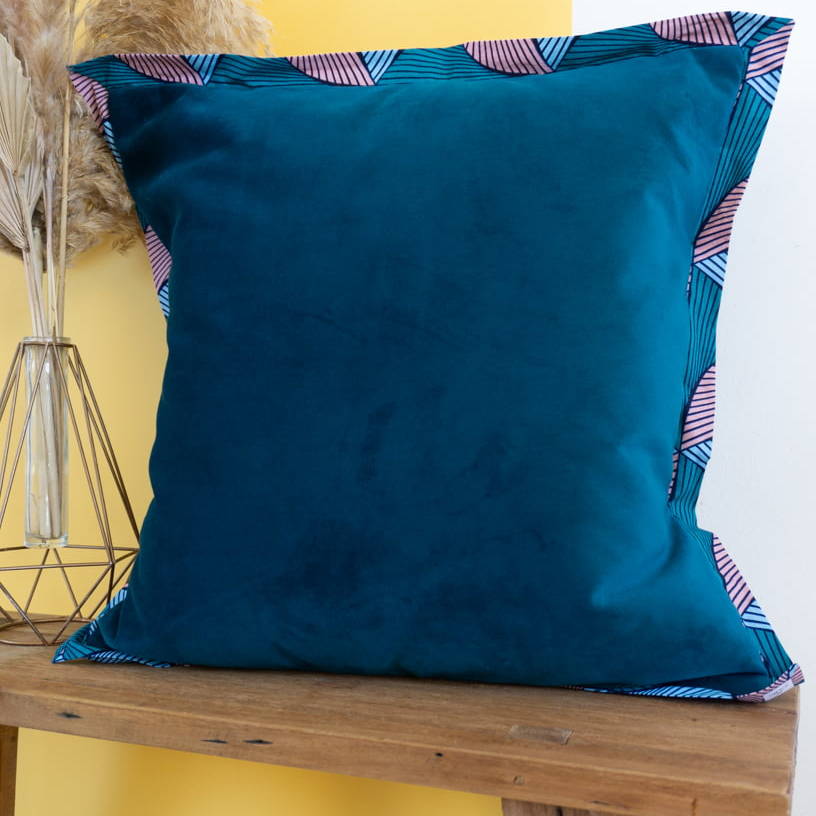 KIJANA - Housse de coussin en velours et biais en wax 50x50 - Kahuhome