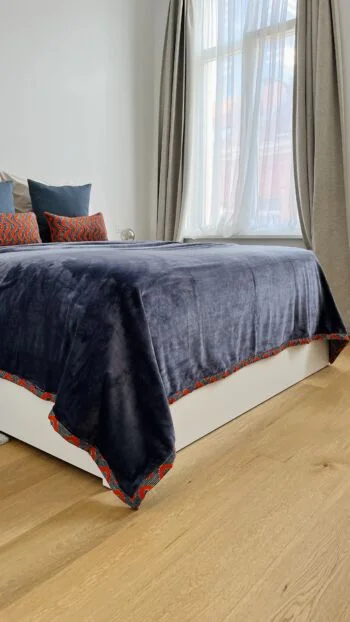 Plaid bleu/gris/orange de grand format 220x240