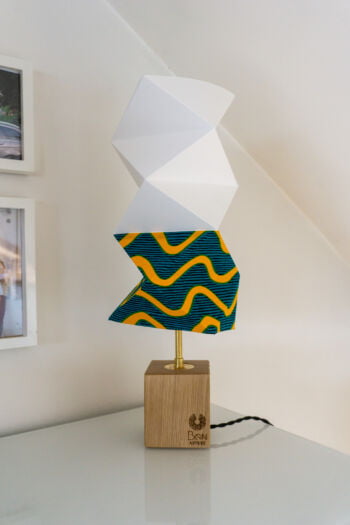 Kintu lampe en origami et wax