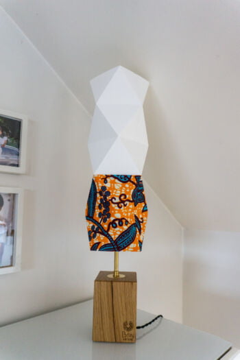 Kalu Lampe en origami et tissu wax orange et bleu canard