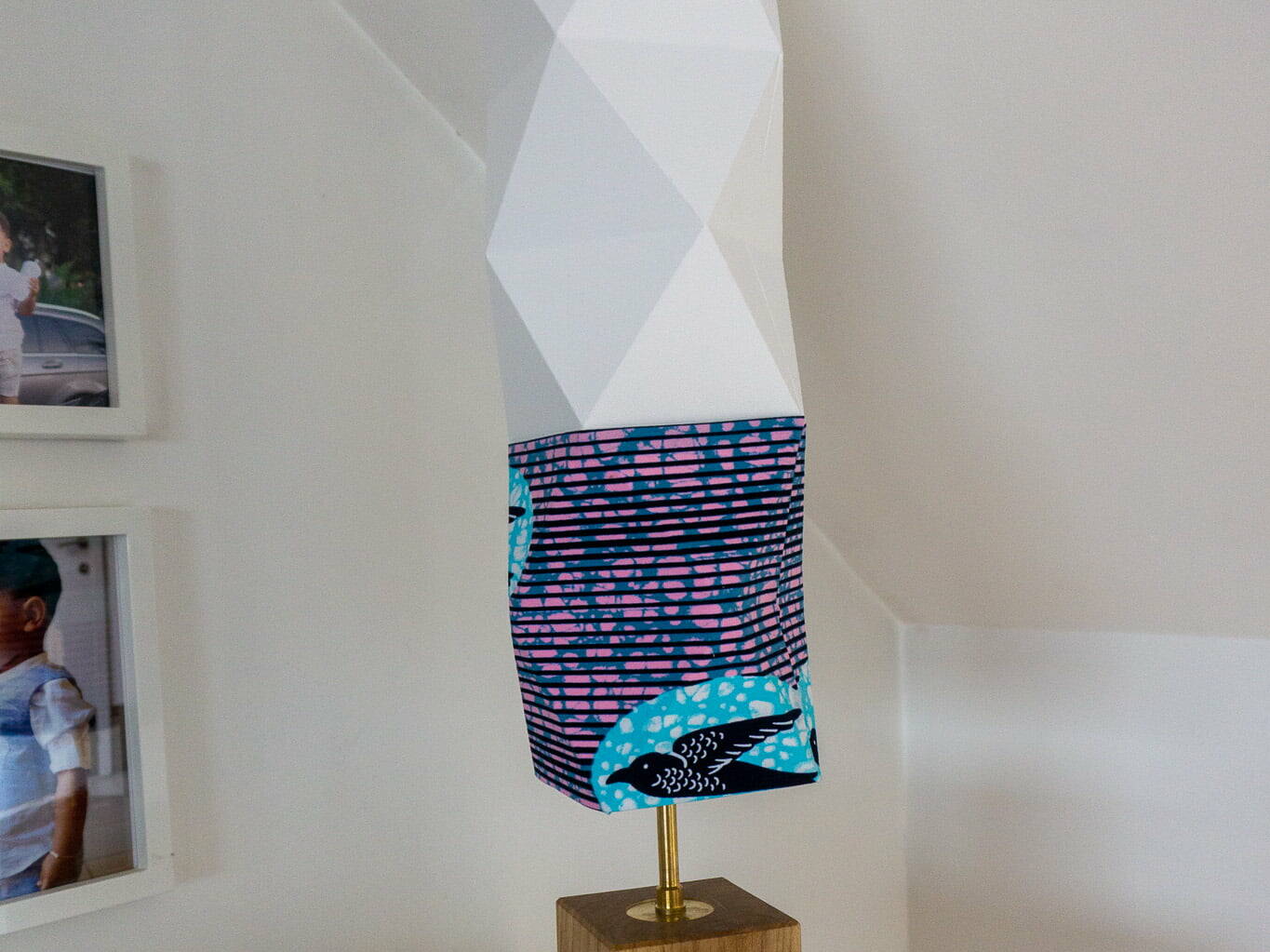 kuruka lampe origami et wax rose et bleu ciel