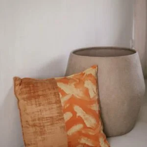 Cushion cover in batik and velvet 50x50